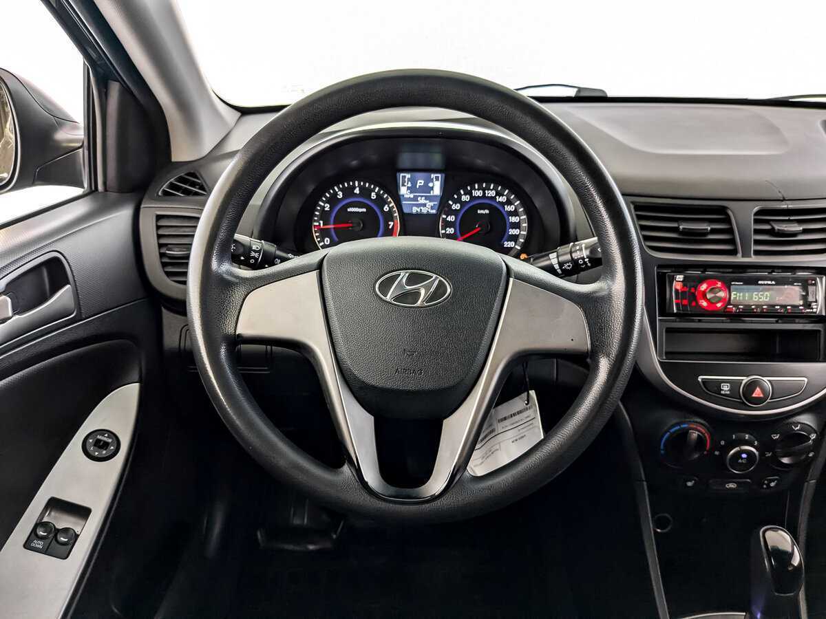 Hyundai Solaris 2016