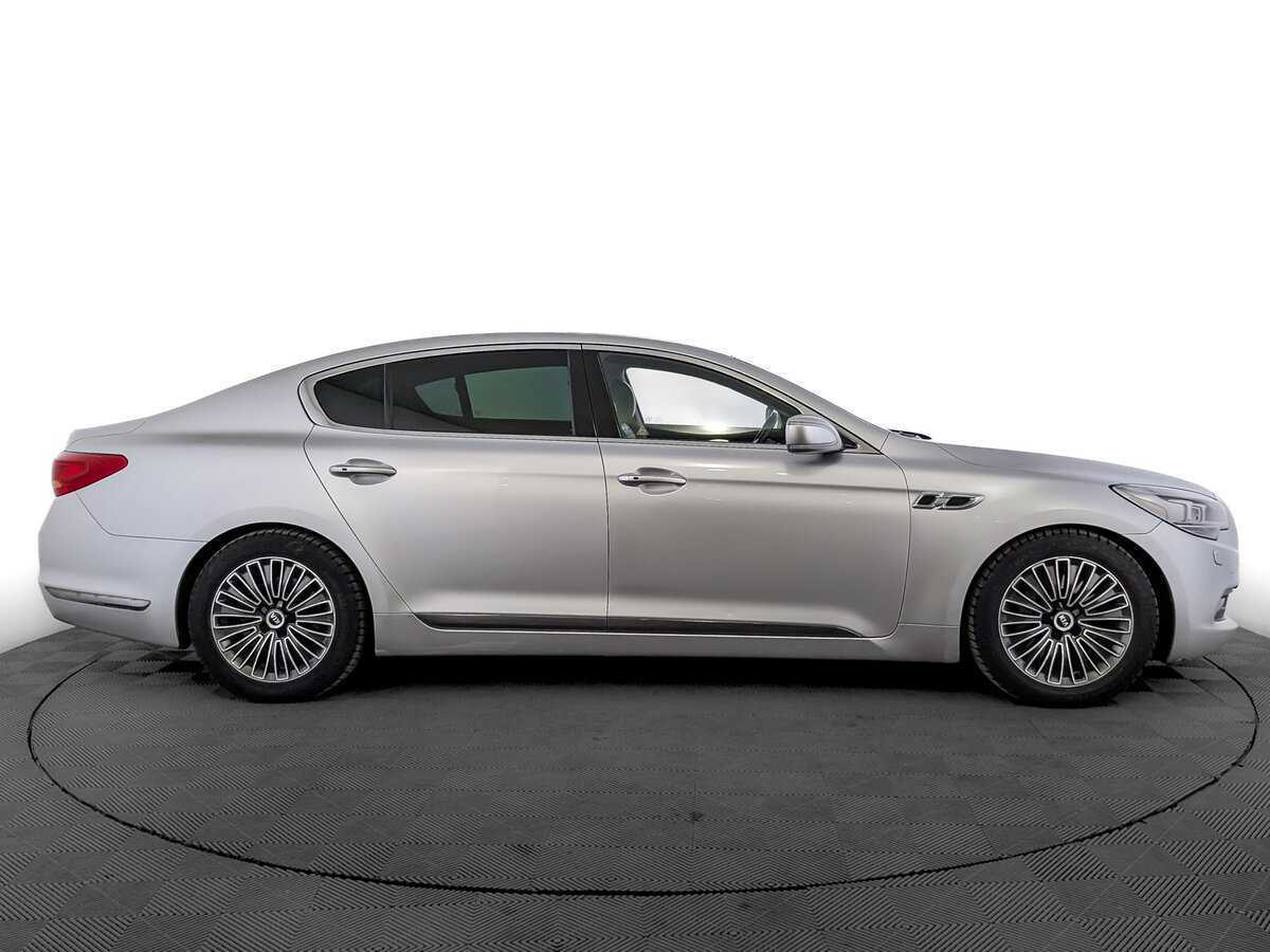 Kia Quoris