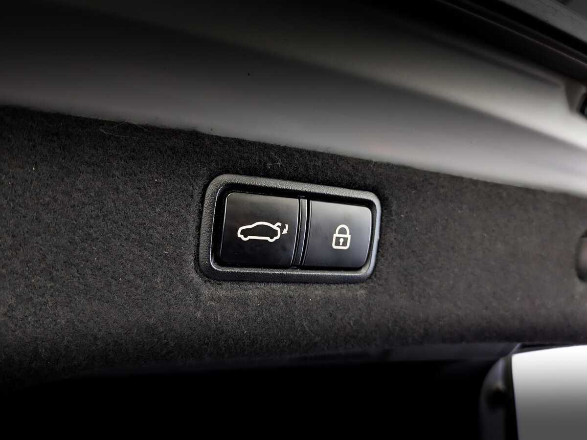 Kia Quoris 2013