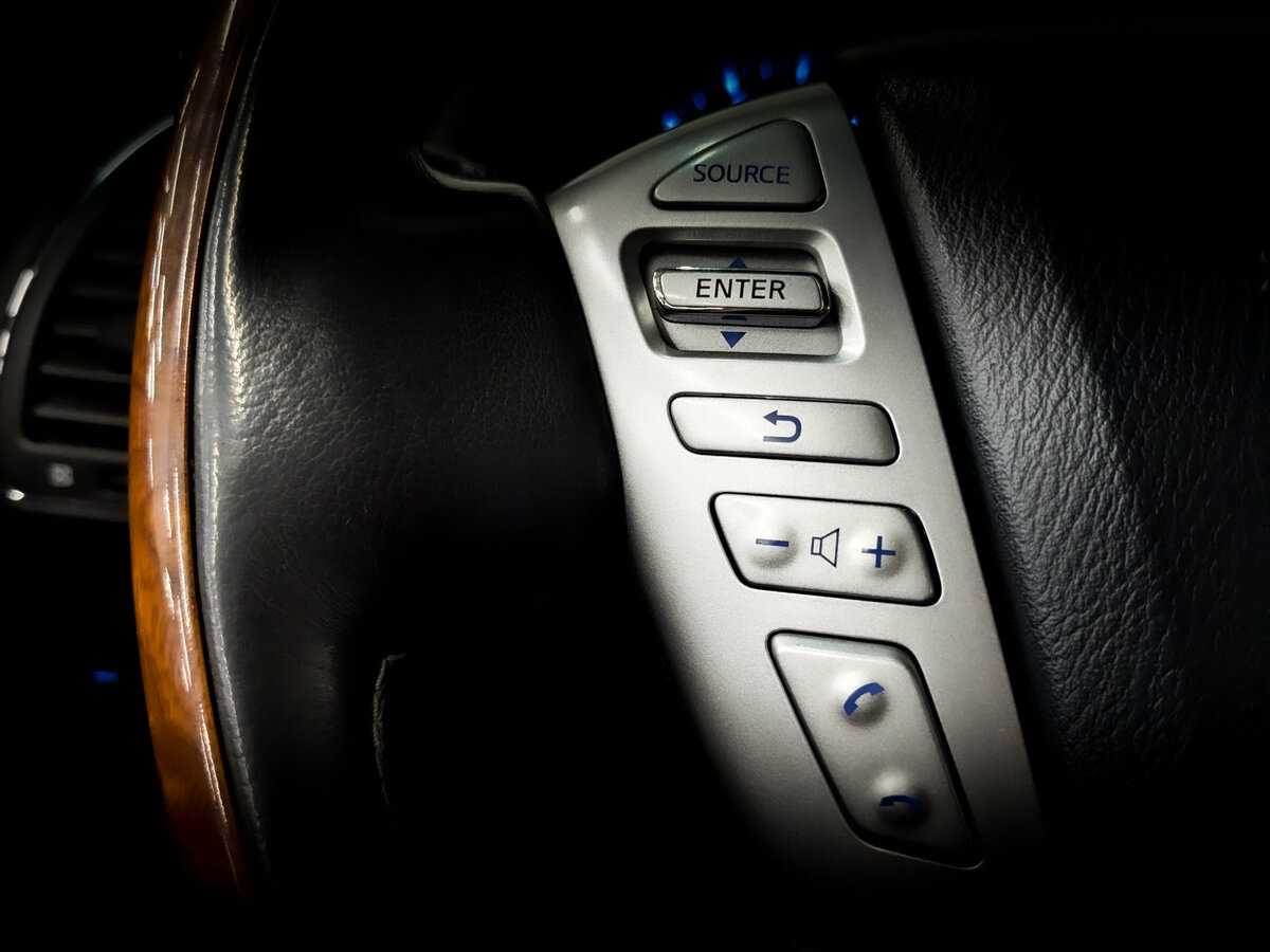 Infiniti QX80 2017