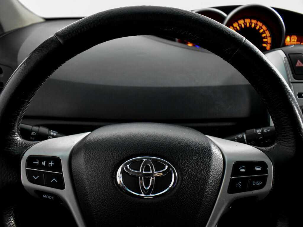 Toyota Verso 2010