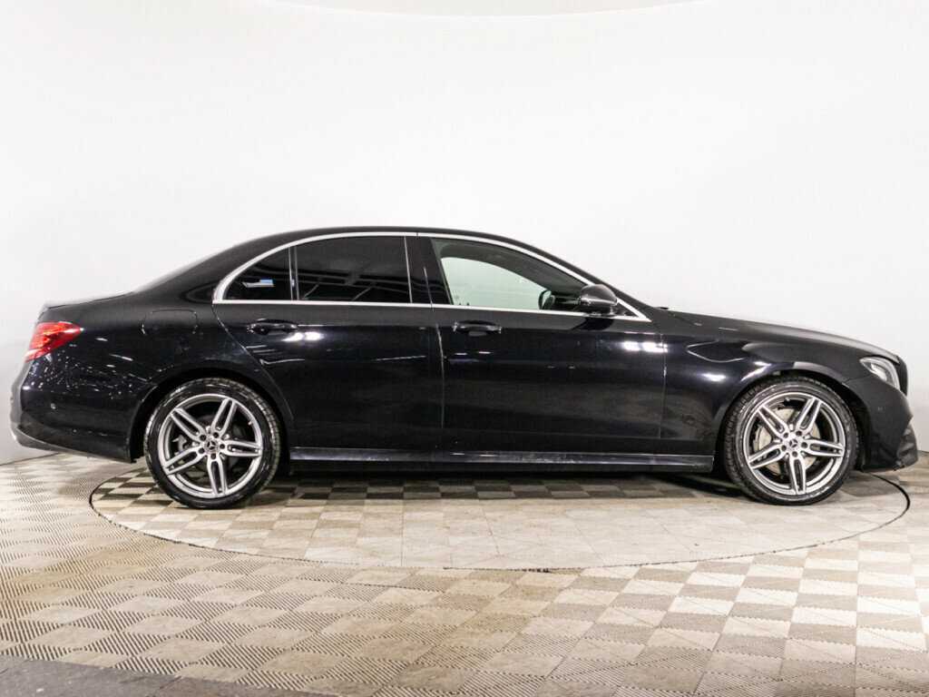 Mercedes-Benz E-Класс 2019