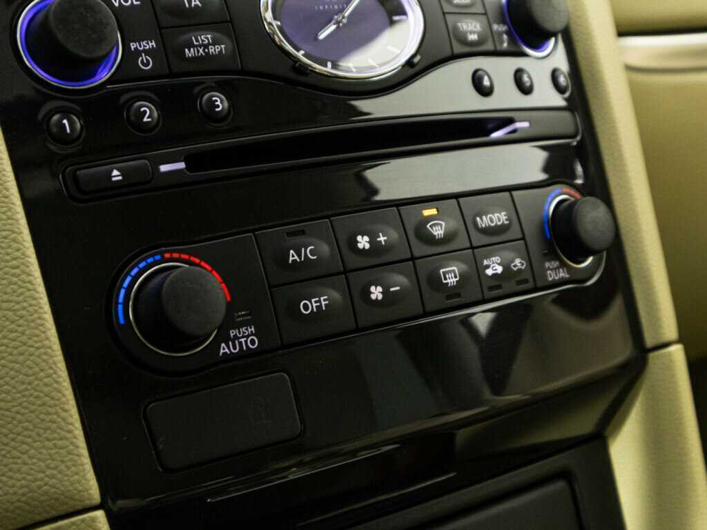 Infiniti FX 2012