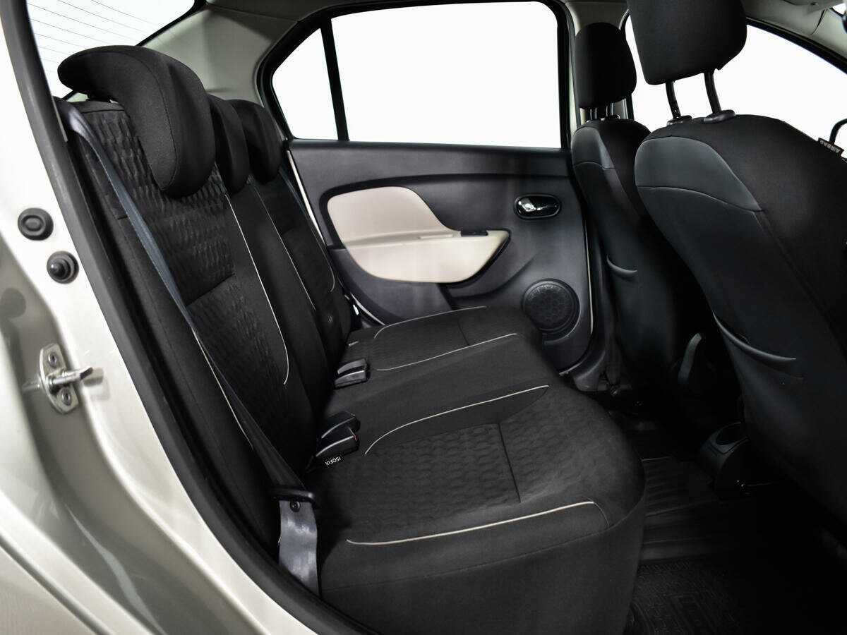 Renault Logan 2014