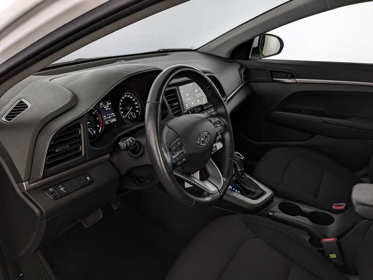 Hyundai Elantra 2019