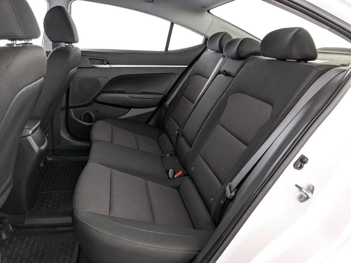 Hyundai Elantra 2019