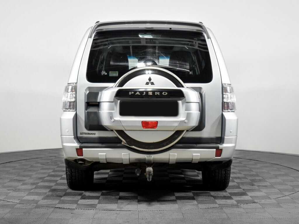 Mitsubishi Pajero 2013