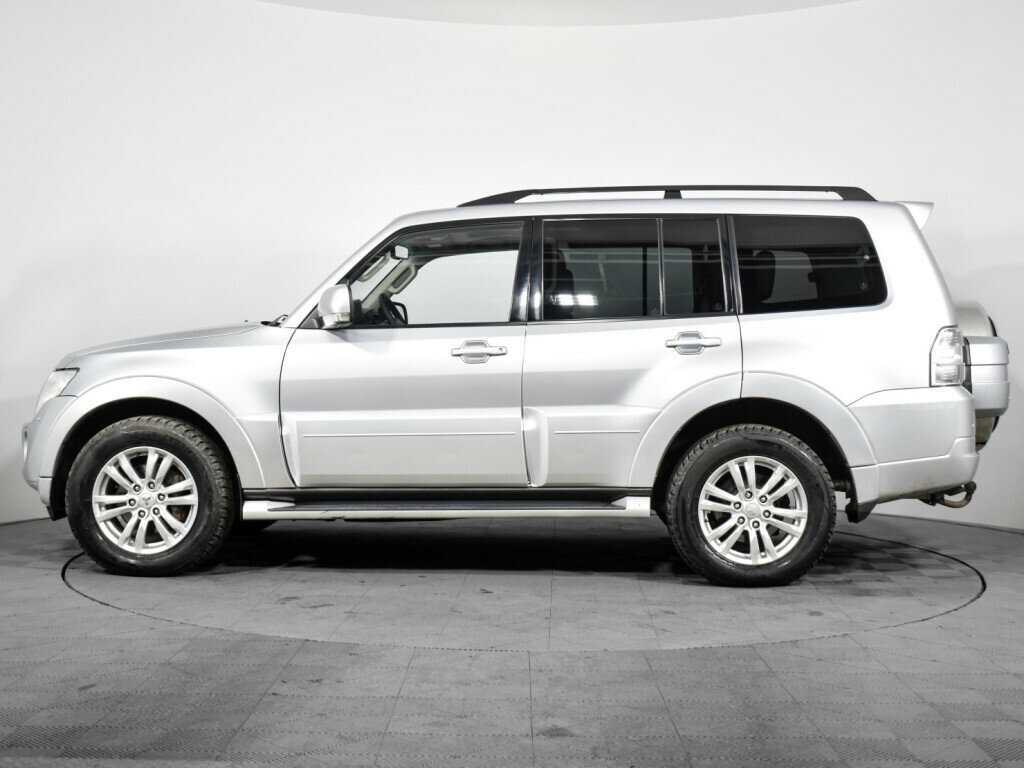 Mitsubishi Pajero 2013