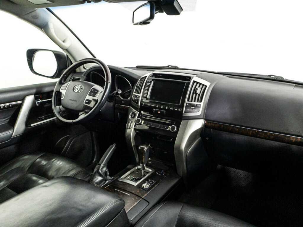 Toyota Land Cruiser 2014