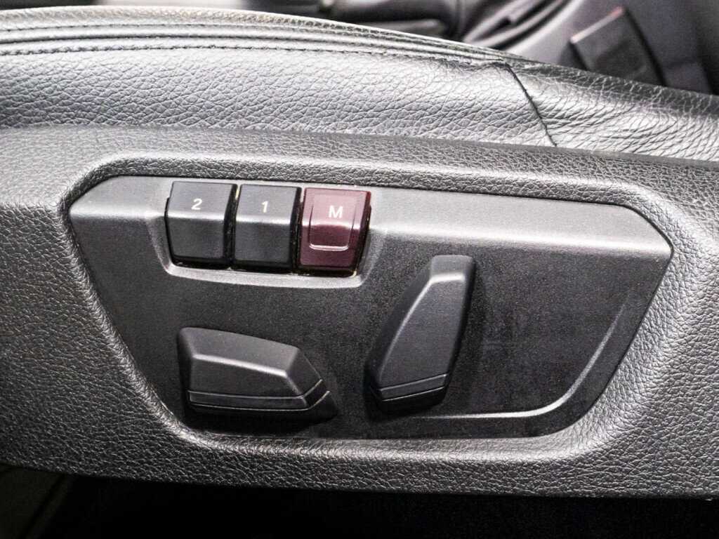 BMW 3 серии 2012