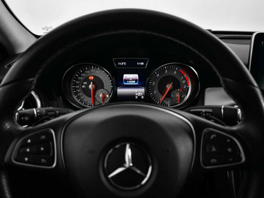 Mercedes-Benz GLA 2016