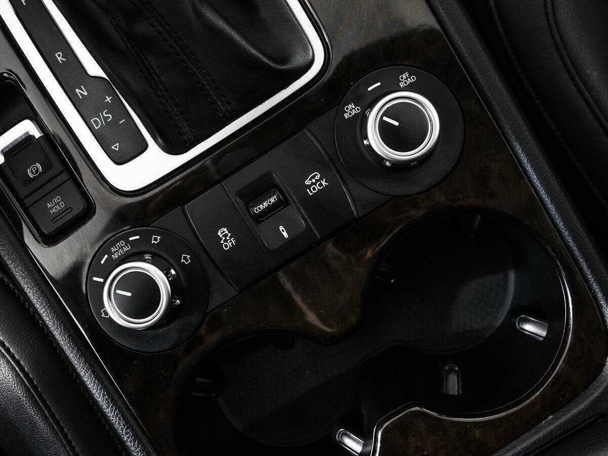 Volkswagen Touareg 2012