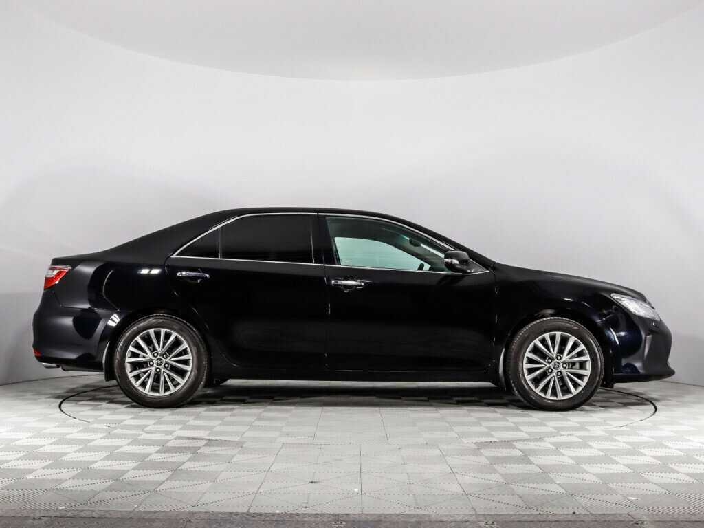 Toyota Camry 2016