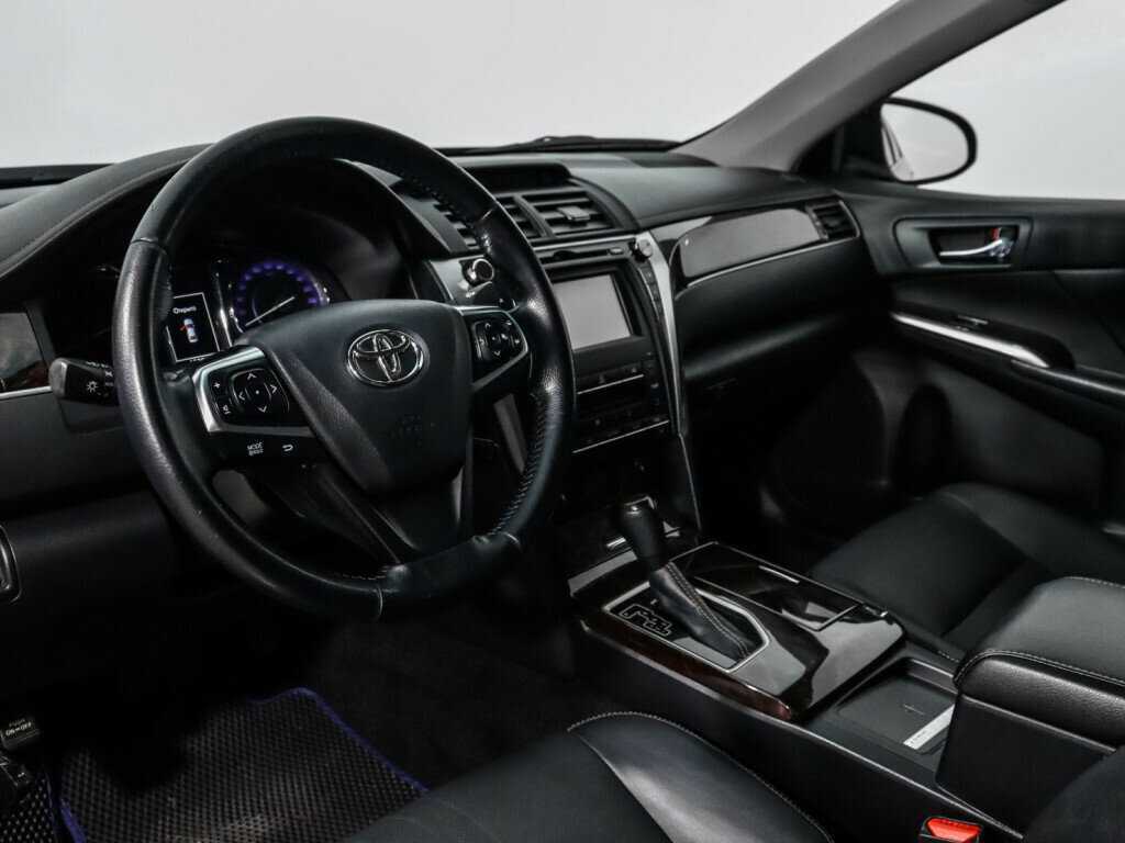 Toyota Camry 2016