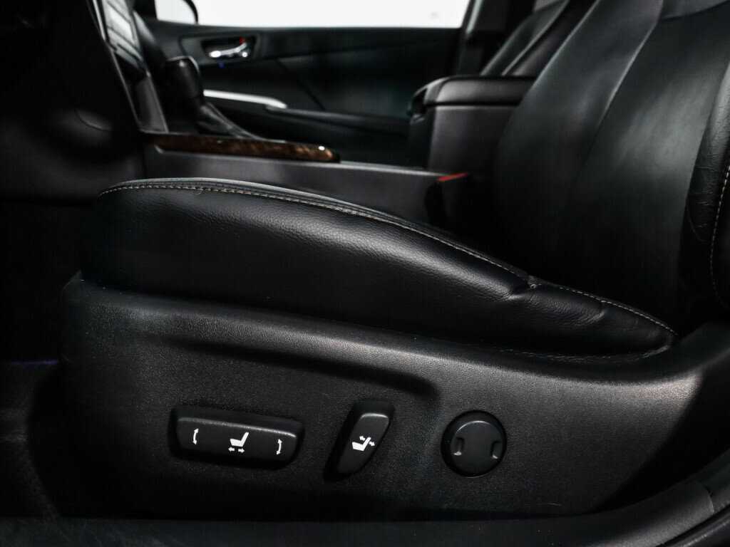 Toyota Camry 2016