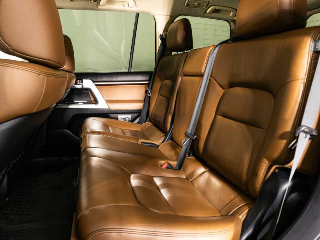 Toyota Land Cruiser 2014