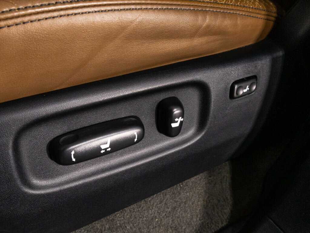 Toyota Land Cruiser 2014