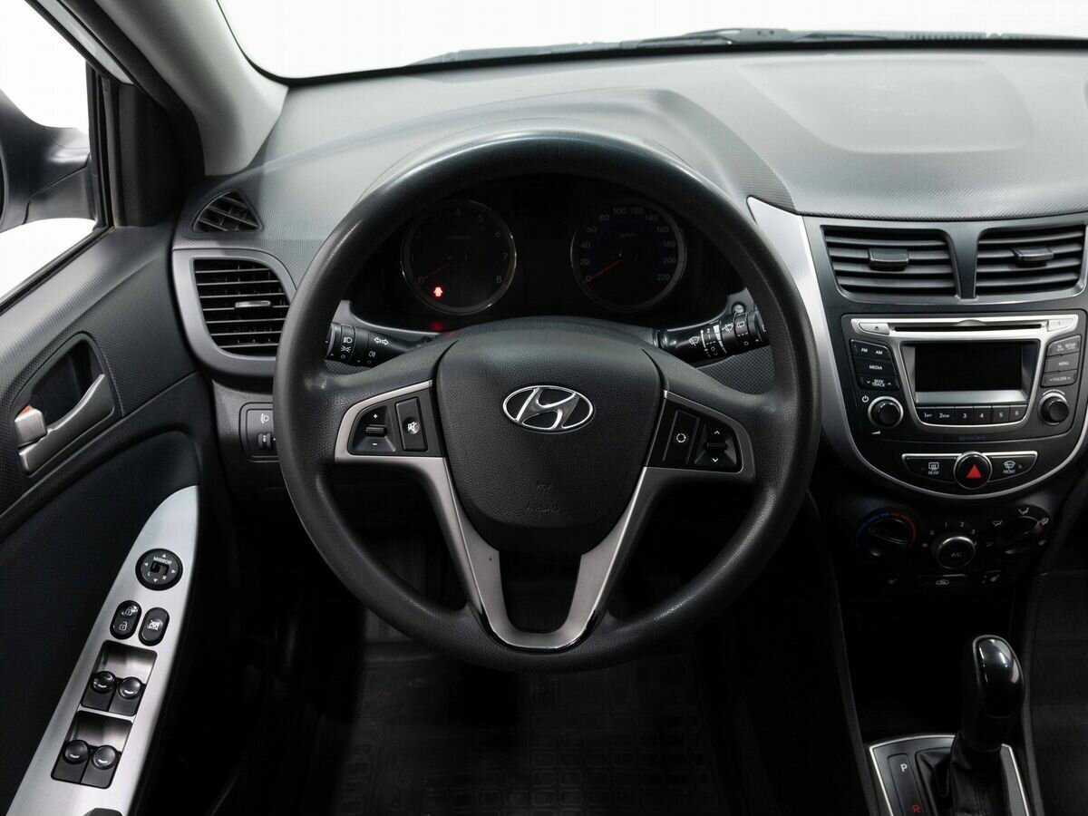 Hyundai Solaris 2015