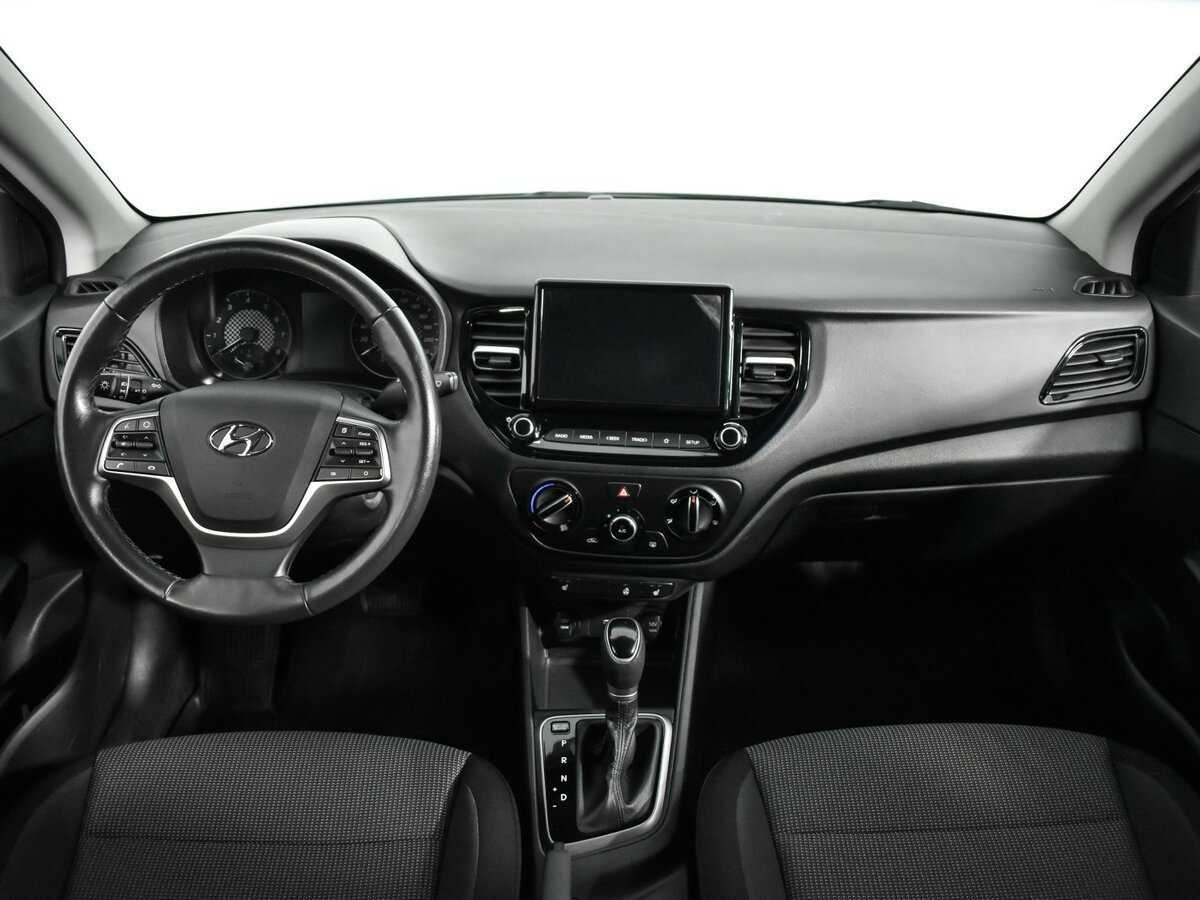 Hyundai Solaris 2021
