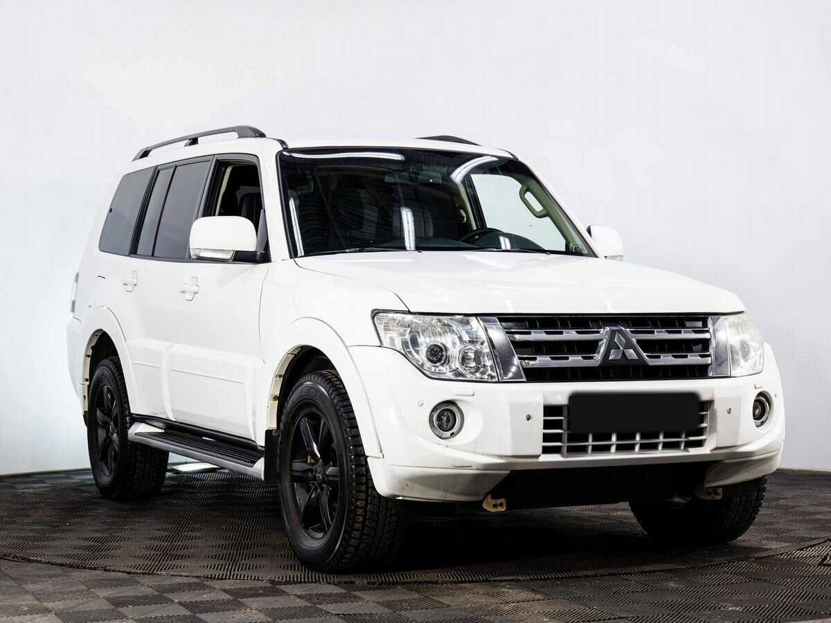 Mitsubishi Pajero 2013