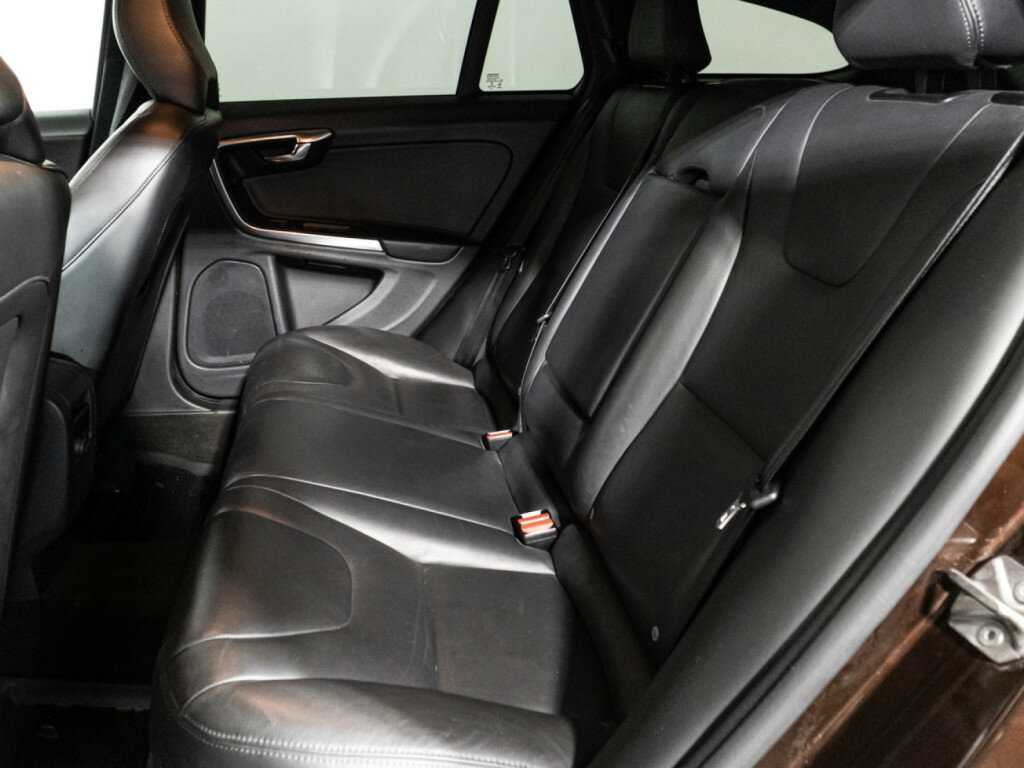 Volvo V60 Cross Country 2016