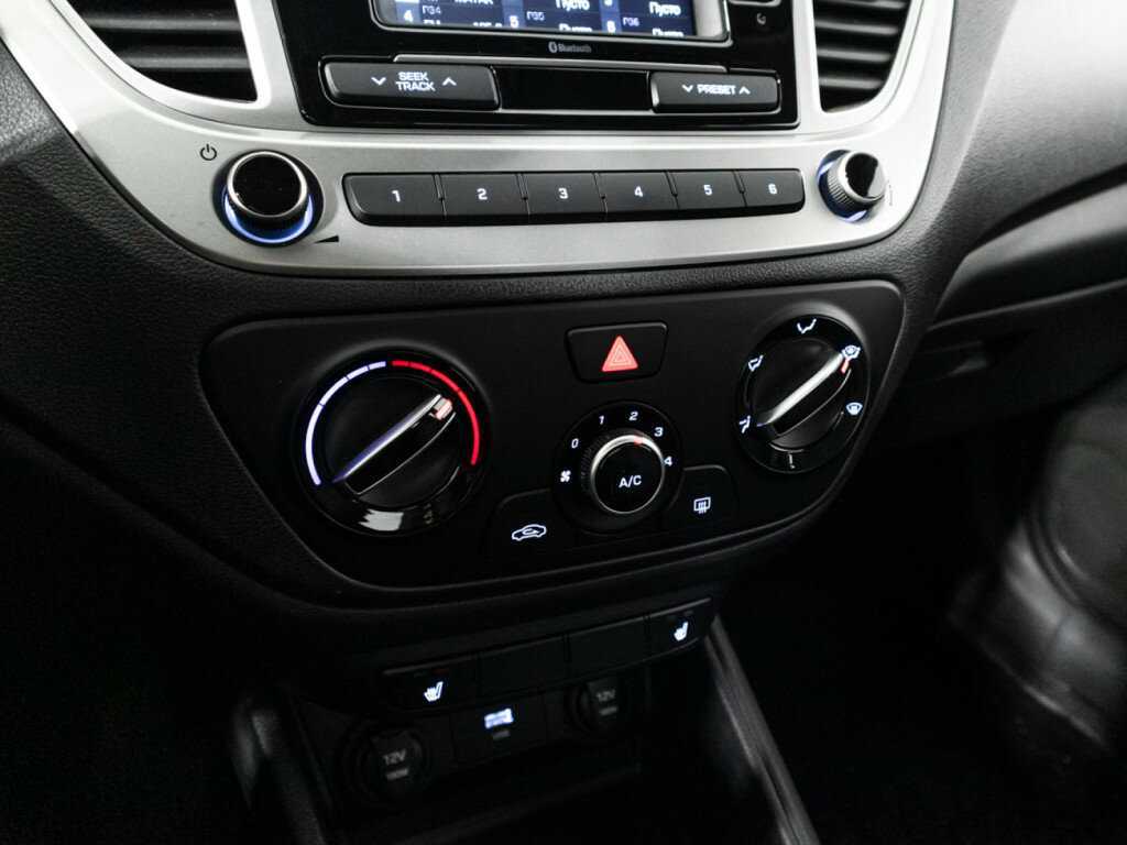 Hyundai Solaris 2022