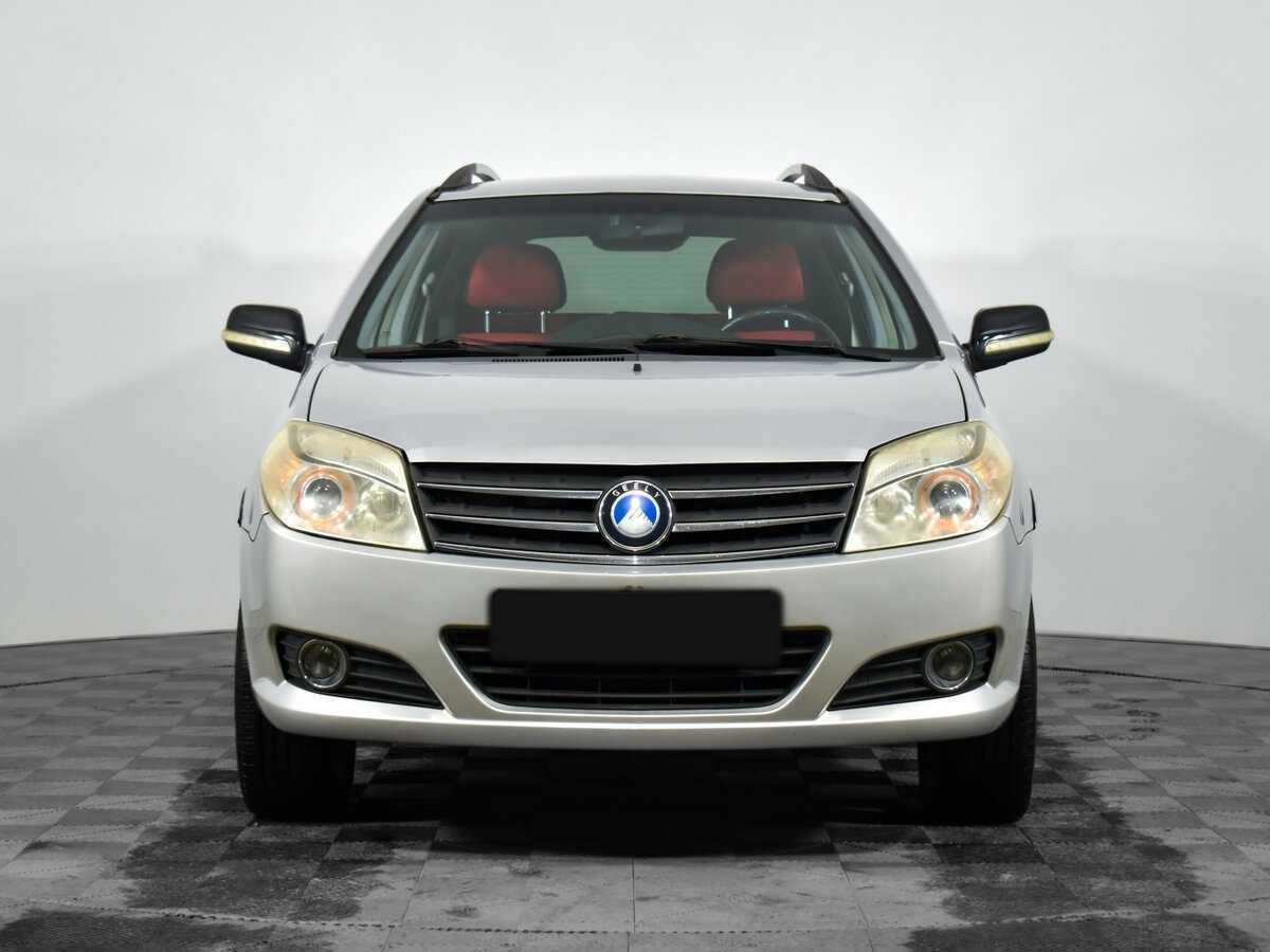 Geely MK Cross