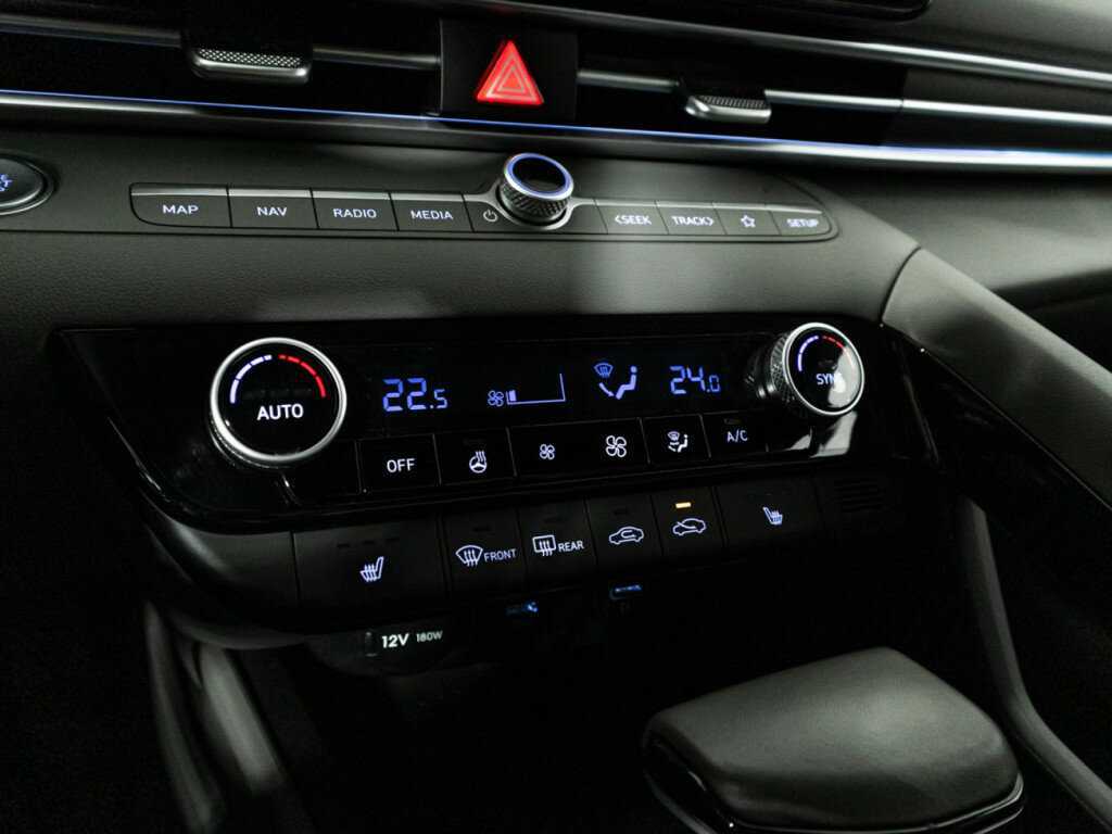 Hyundai Elantra 2021