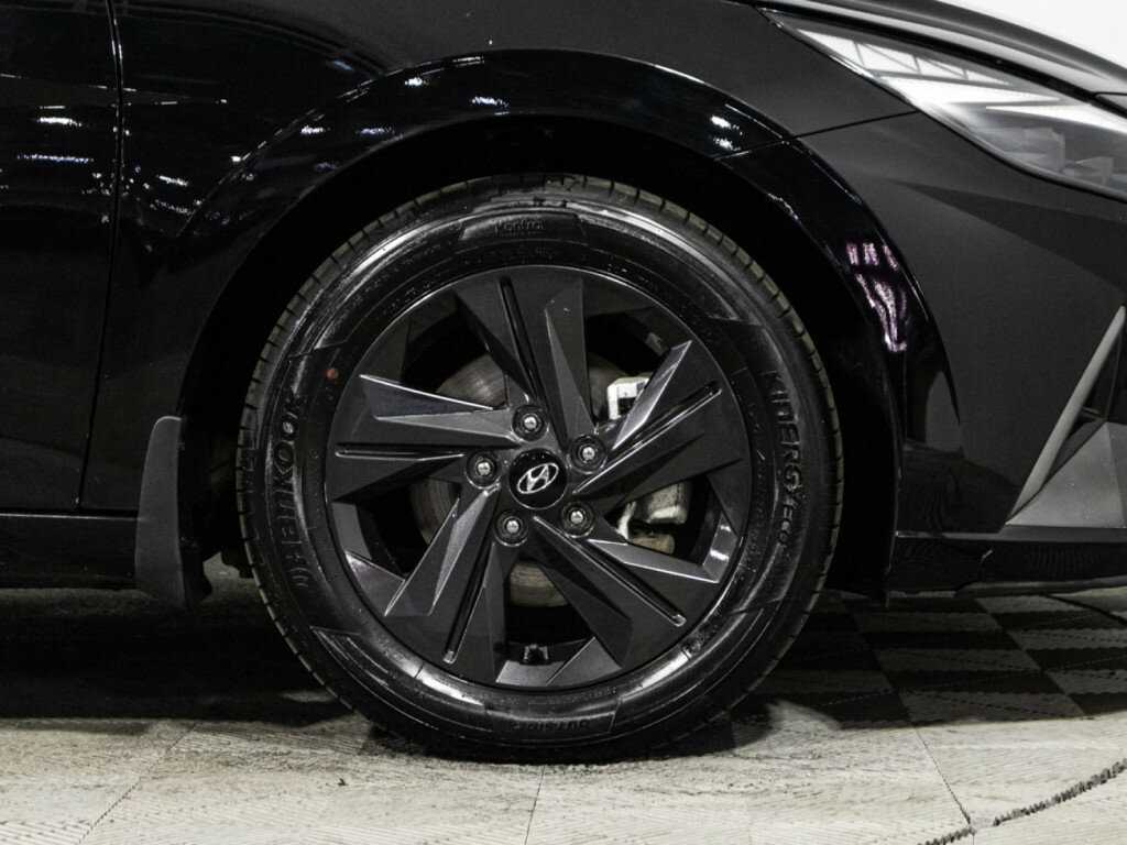 Hyundai Elantra 2021
