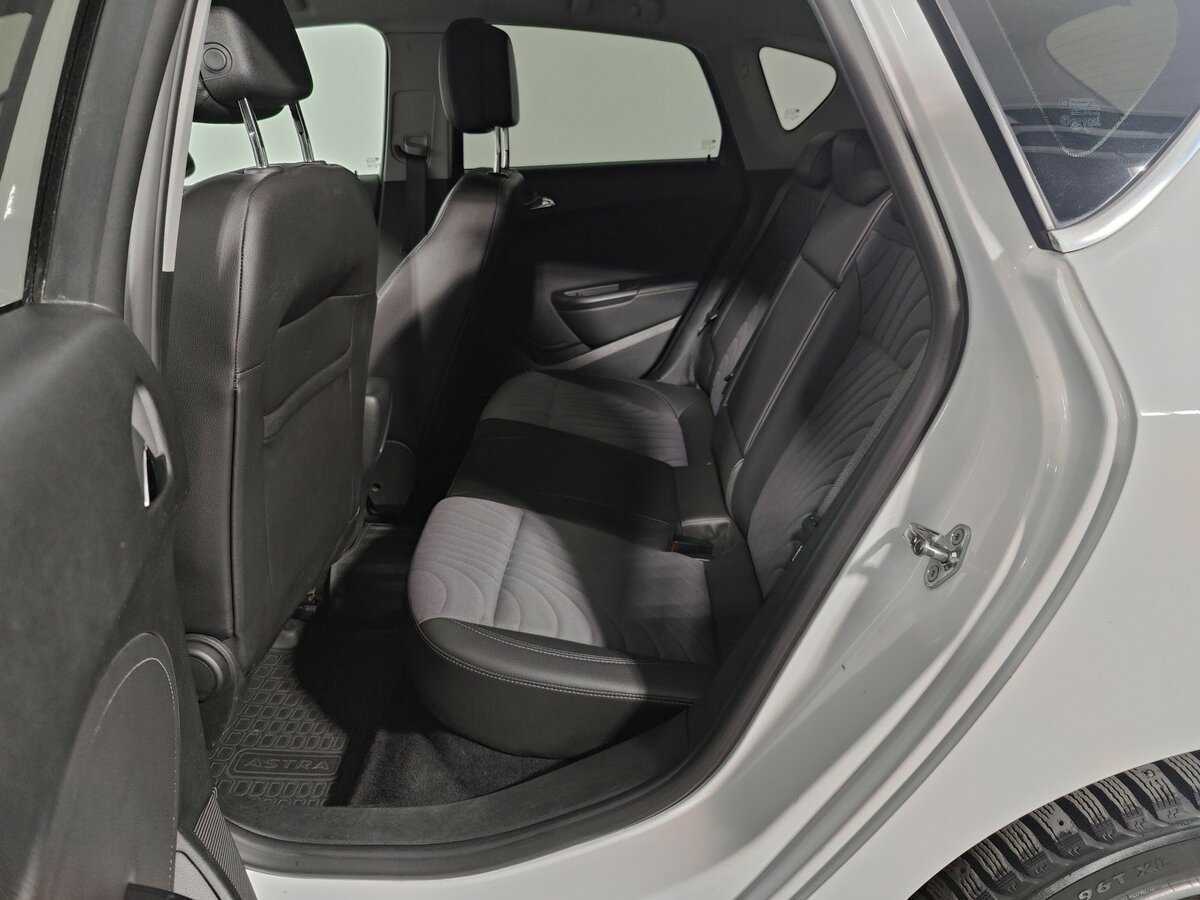 Opel Astra 2014