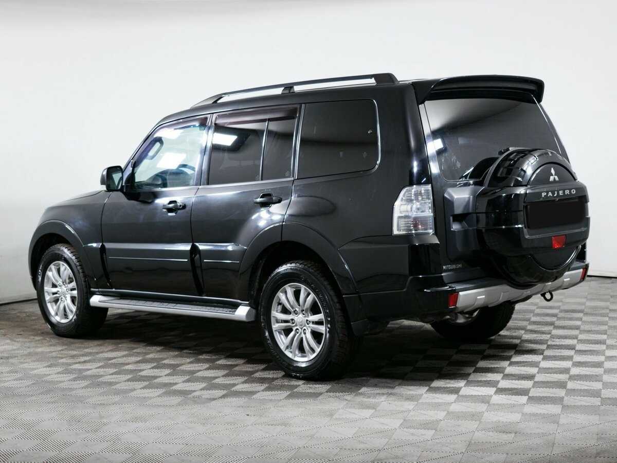 Mitsubishi Pajero 2013