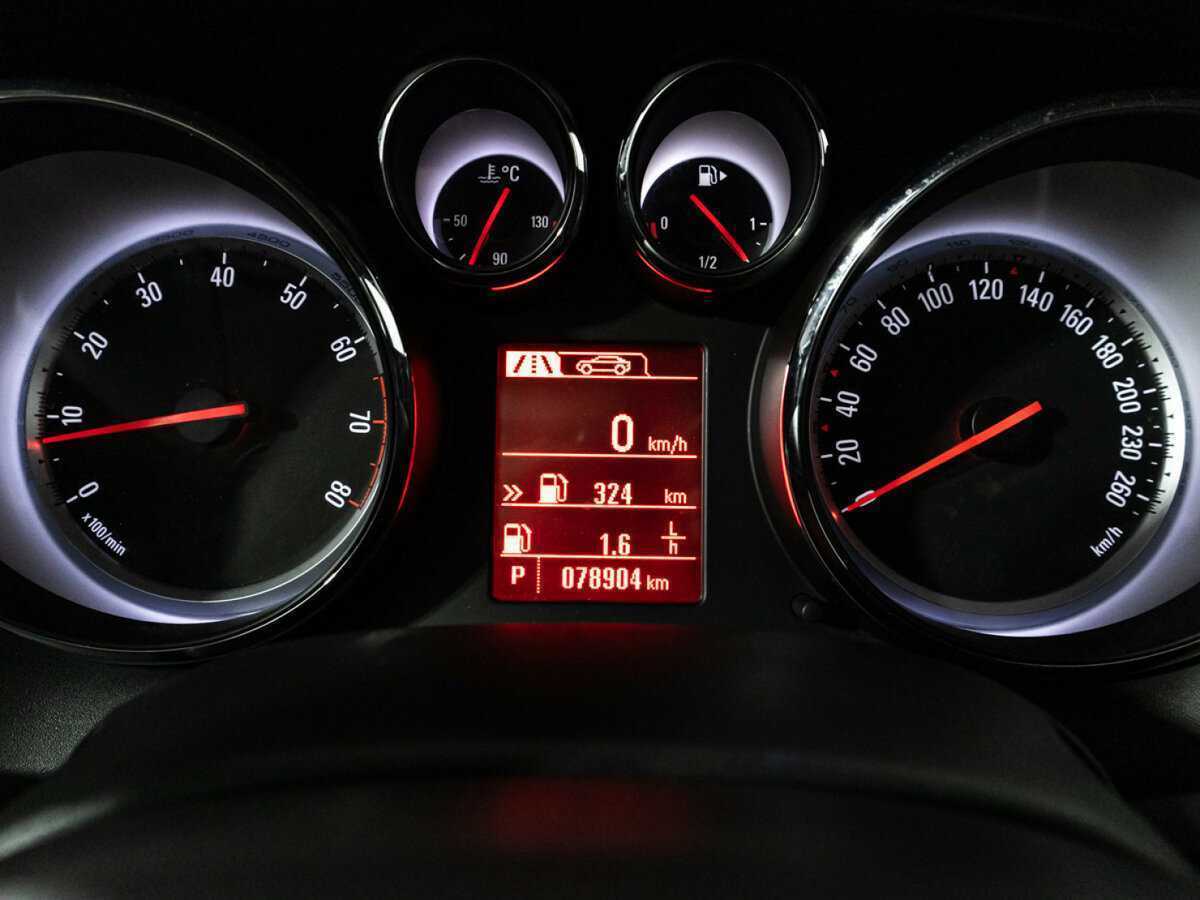 Opel Astra 2014