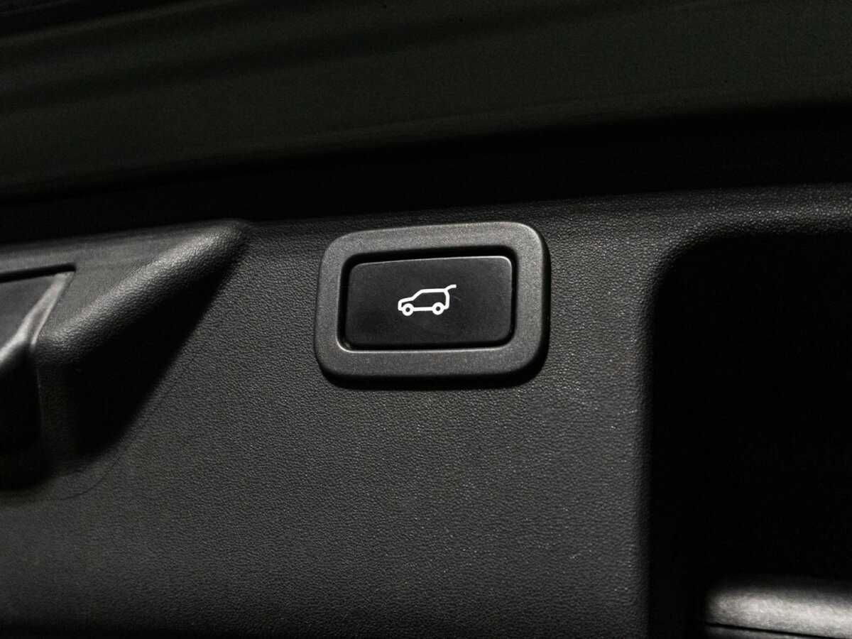 Land Rover Discovery Sport 2015