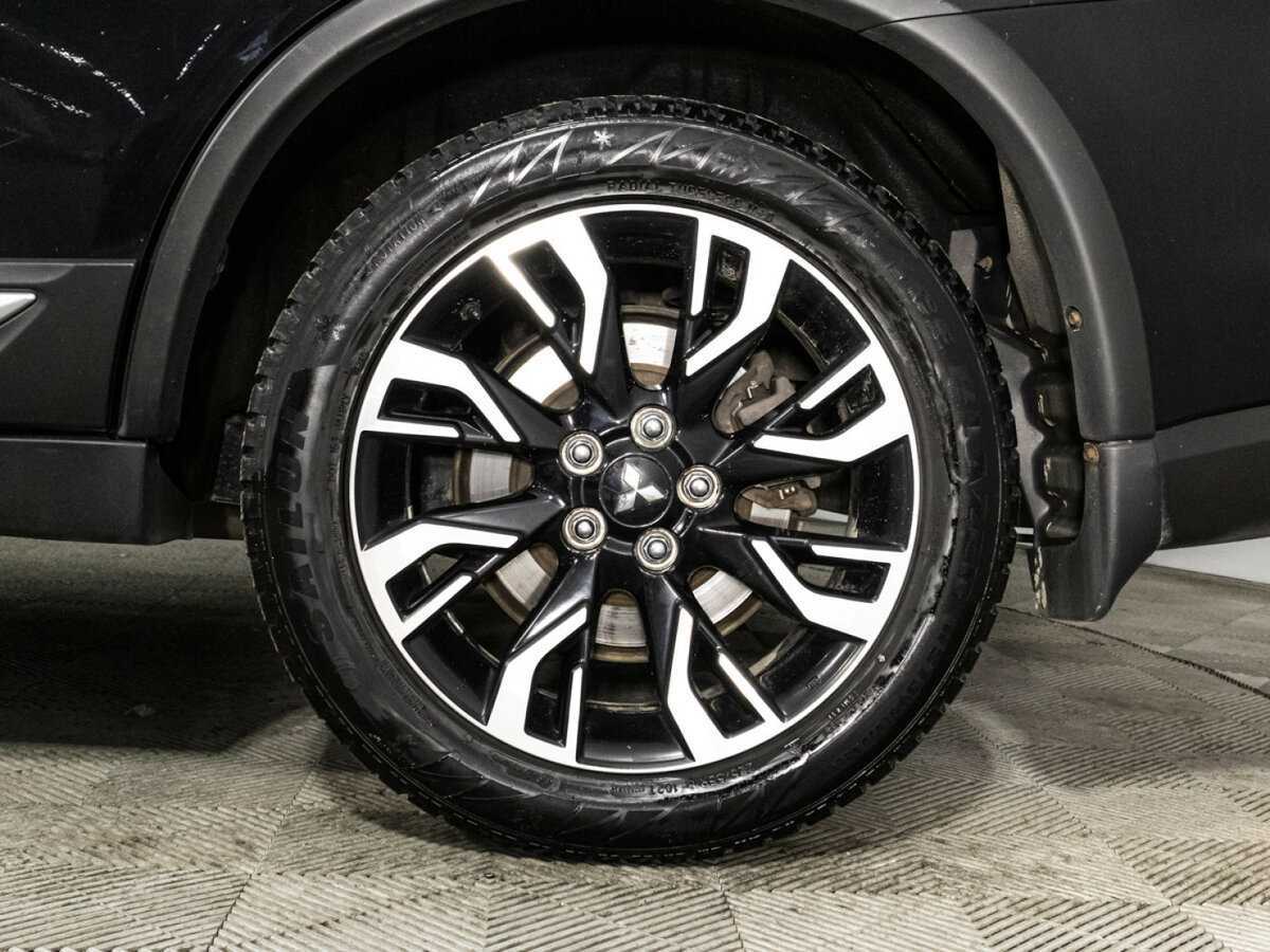 Mitsubishi Outlander 2021