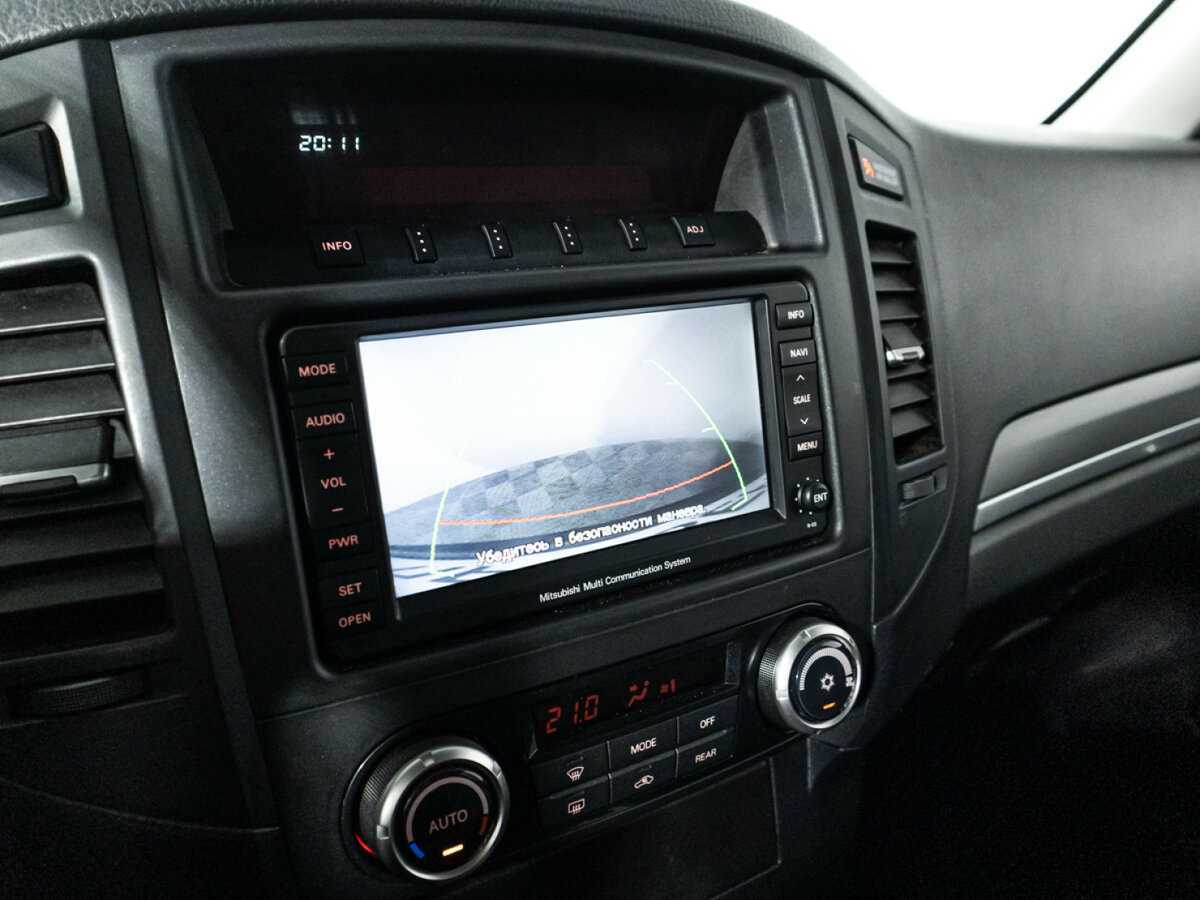 Mitsubishi Pajero 2012