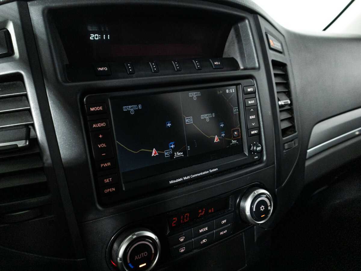 Mitsubishi Pajero 2012