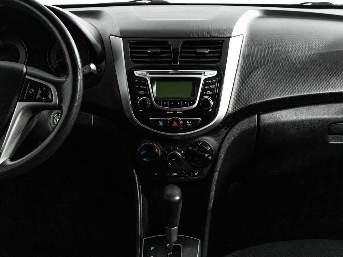 Hyundai Solaris 2011