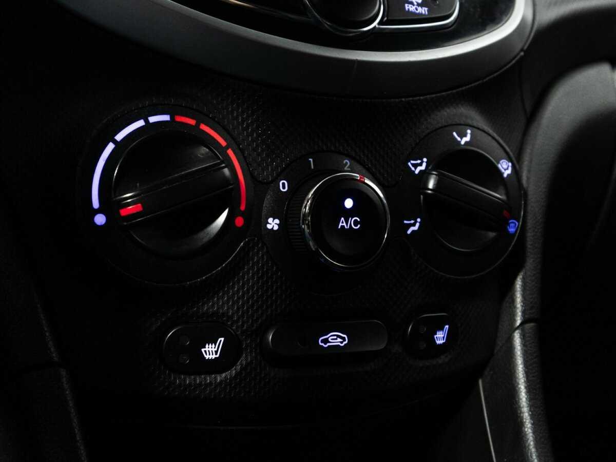 Hyundai Solaris 2011