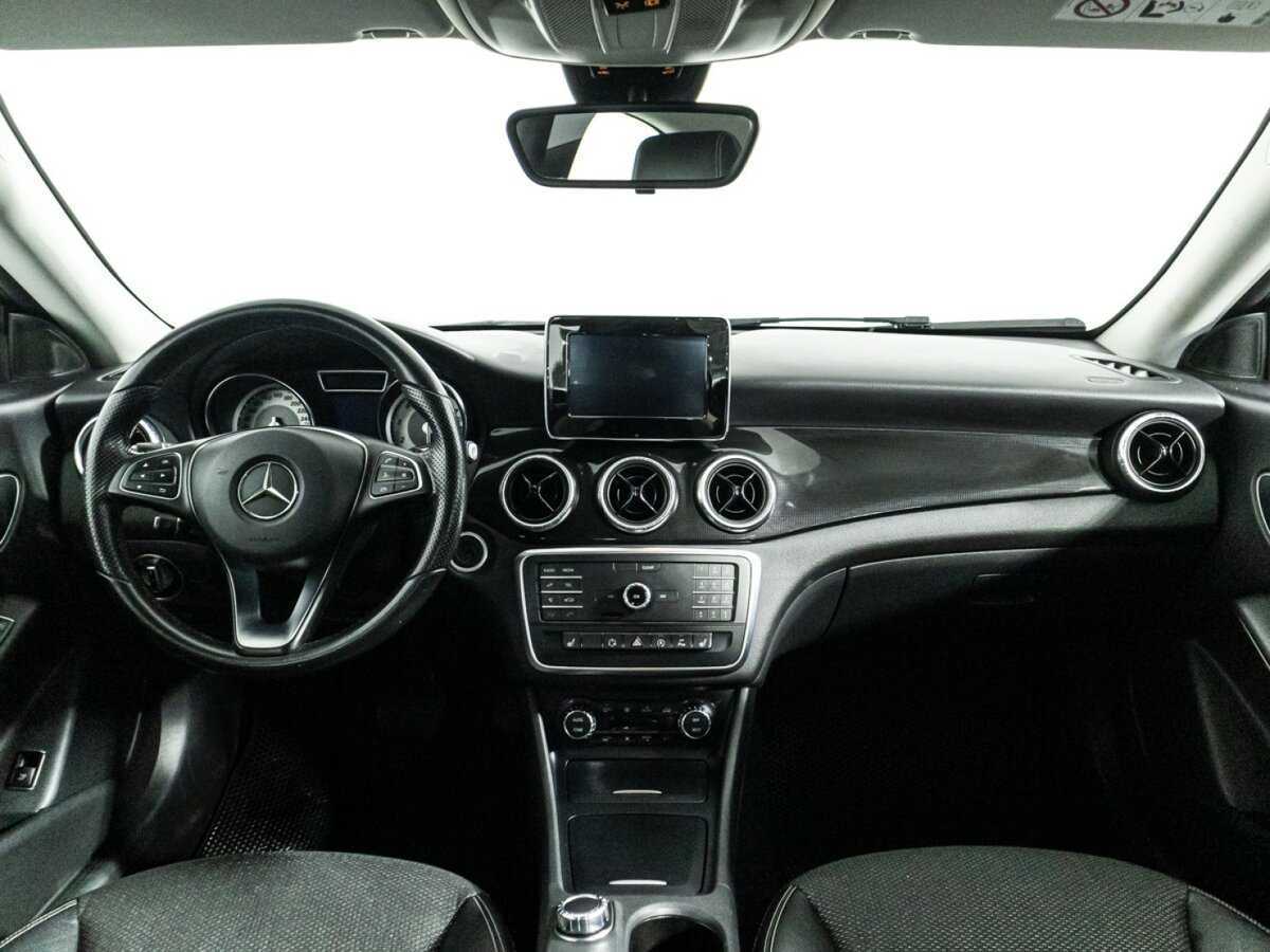 Mercedes-Benz CLA 2015