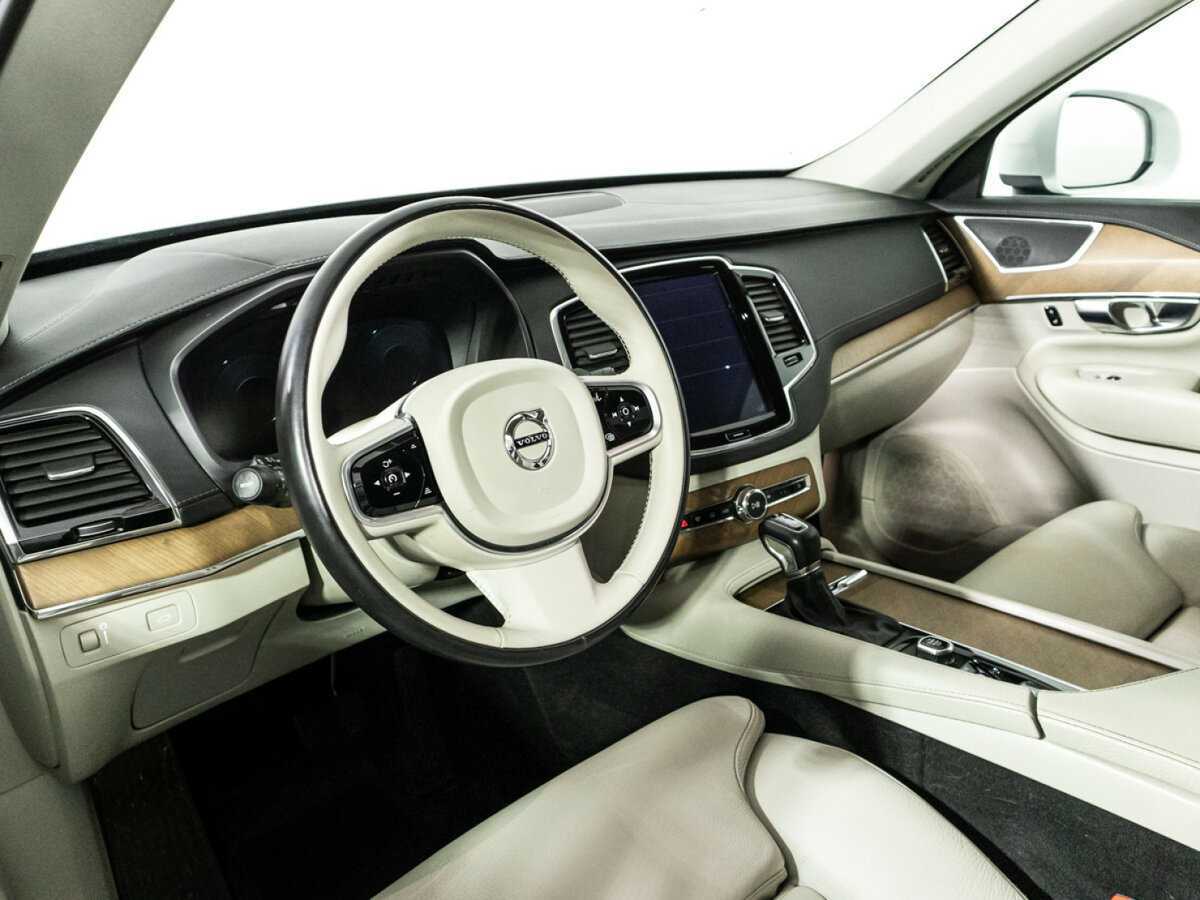 Volvo XC90 2019