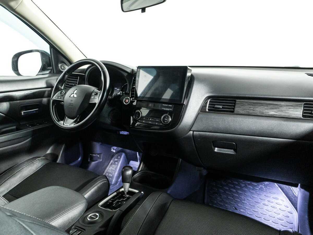 Mitsubishi Outlander 2016