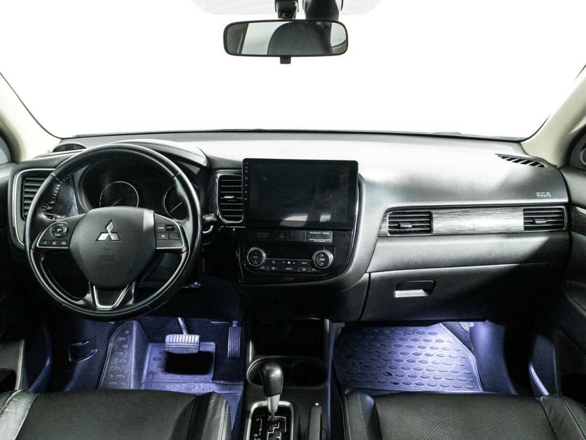 Mitsubishi Outlander 2016