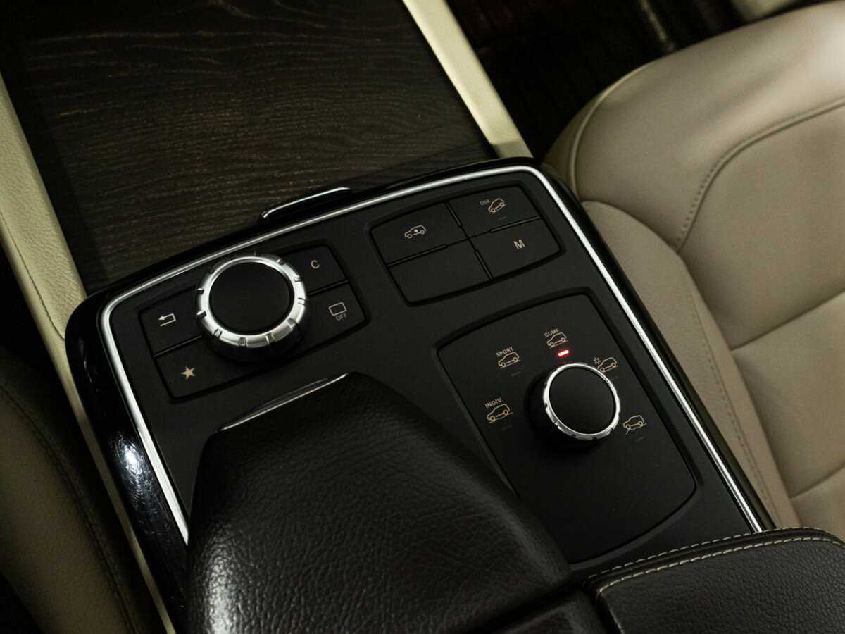 Mercedes-Benz GLE 2016