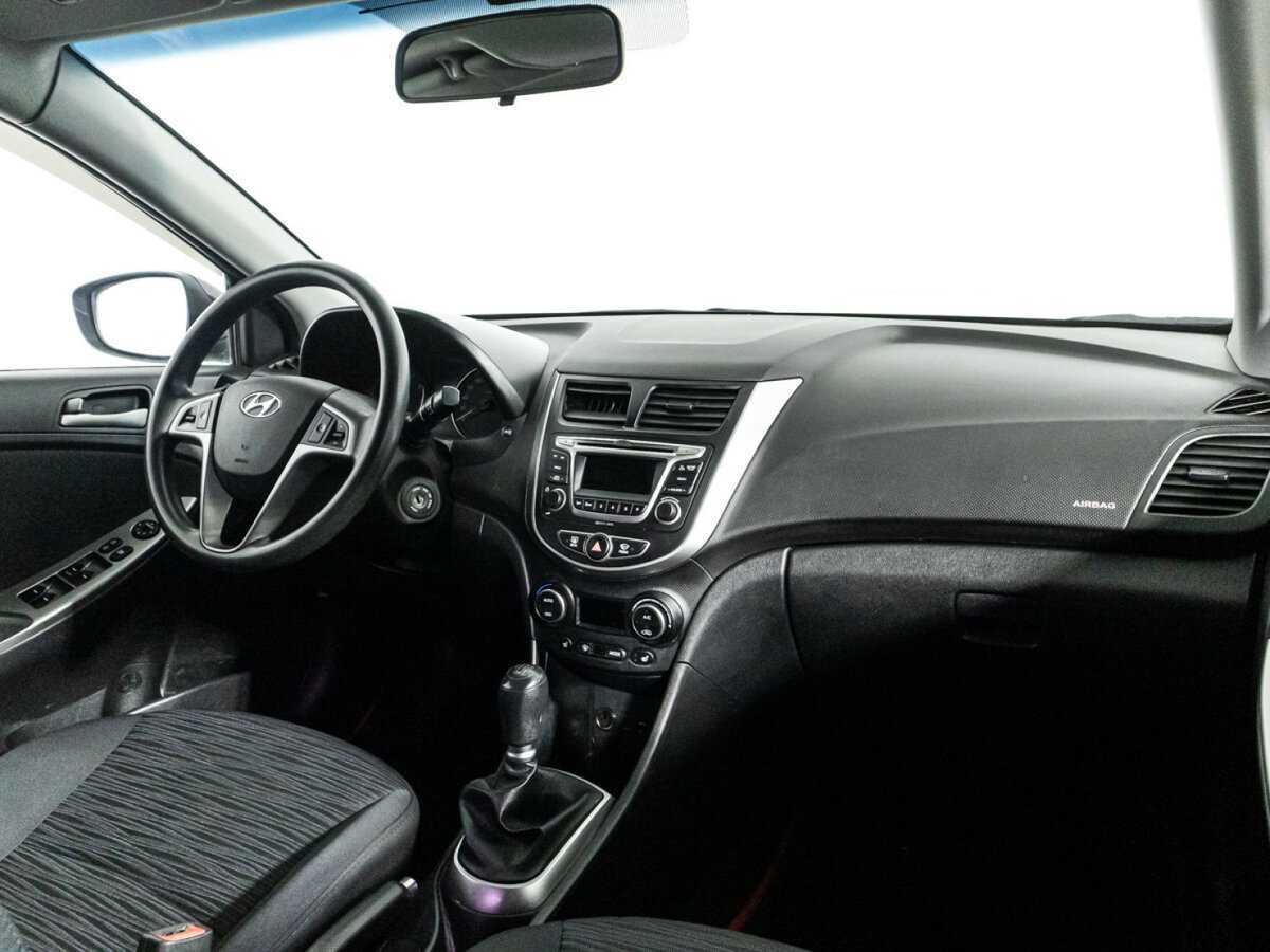 Hyundai Solaris 2016