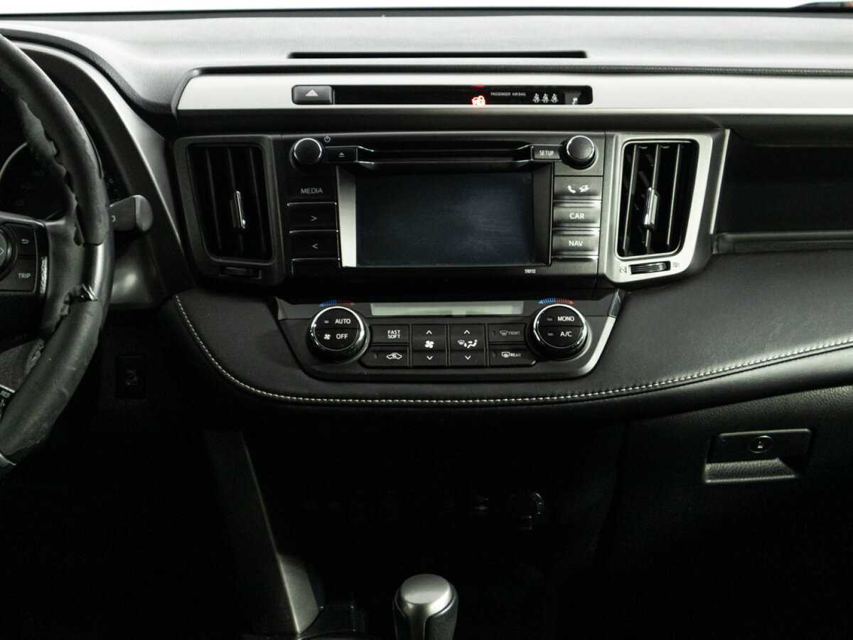 Toyota RAV4 2015