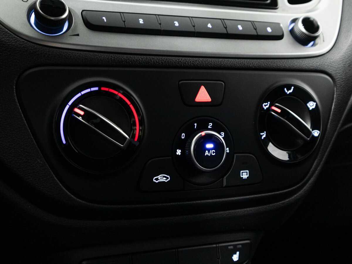 Hyundai Solaris 2021