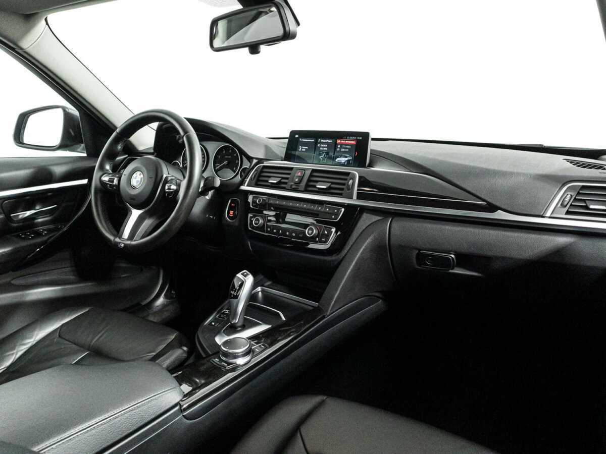 BMW 3 серии 2017