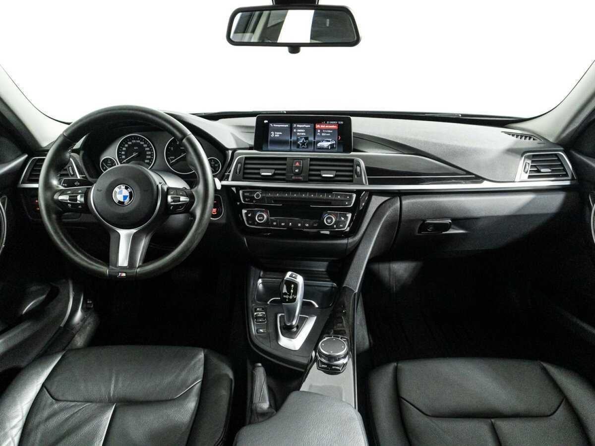 BMW 3 серии 2017