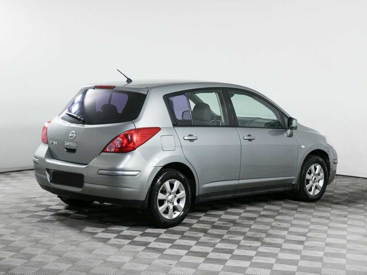 Nissan Tiida