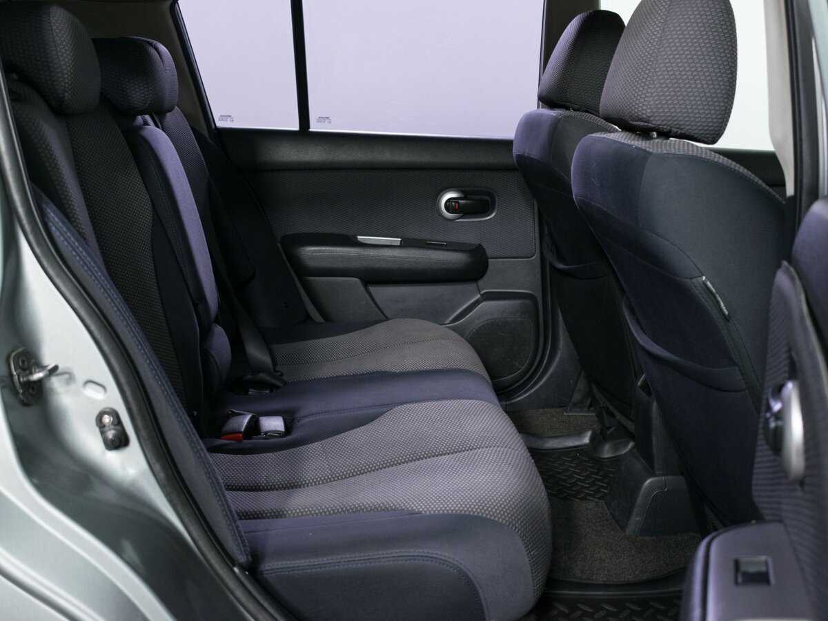 Nissan Tiida 2008